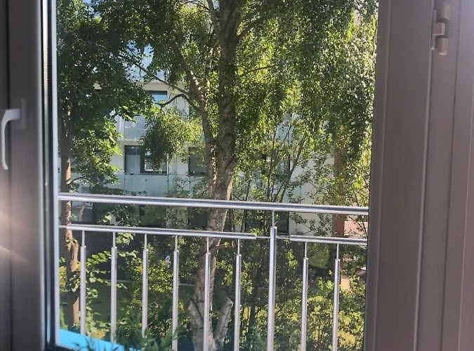 305 Metrow Do Morza Apartmán *